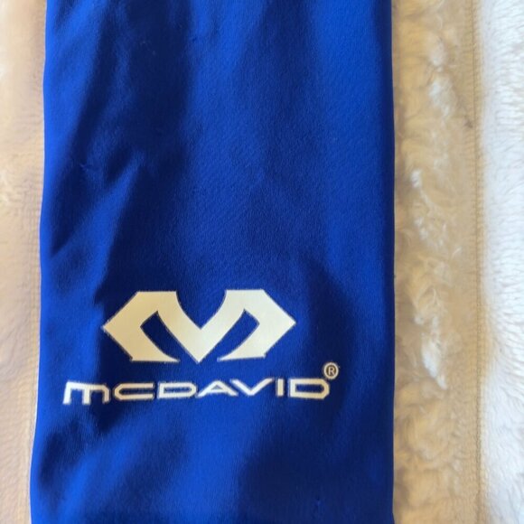 Mcdavid Hex Padded Royal Blue Arm Sleeves | Size Small - Picture 3 of 4